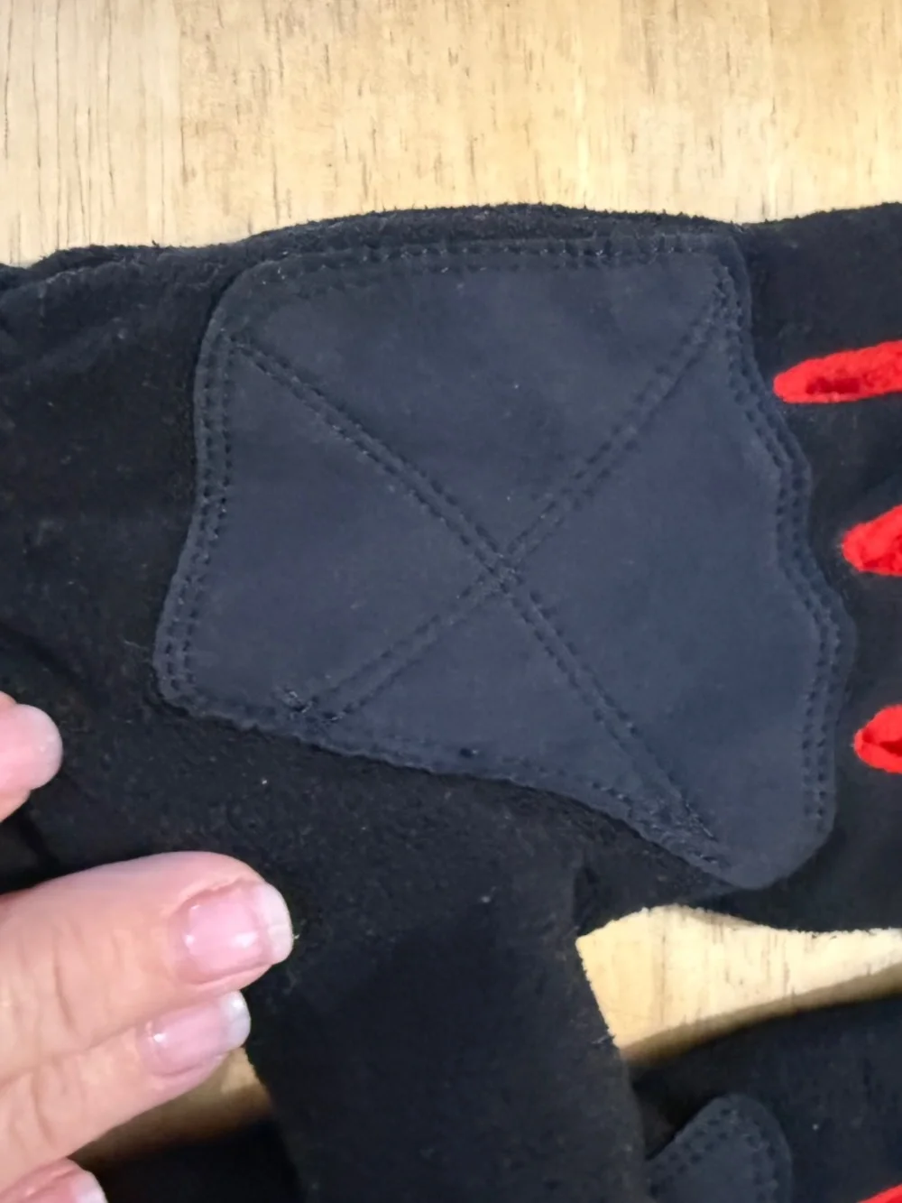 HARLEY DAVIDSON WOMEN'S FLEECE GLOVES MEDIUM